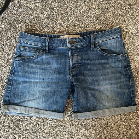 GUESS women’s button fly denim shorts size 26 - Picture 3 of 10